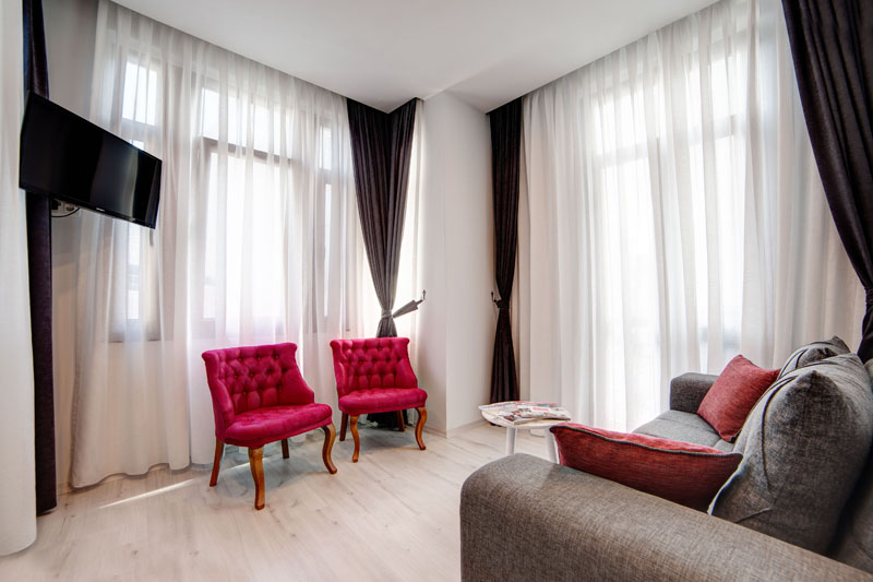 IMG_5222_3_4_5_6_Natural