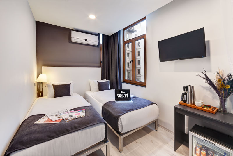 IMG_5308_09_10_11_Natural